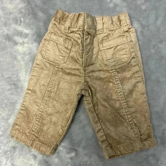 Old Navy  - 2 piece newborn outfit/set. Size 0-3 months - Picture 4 of 6